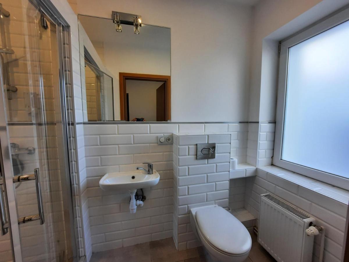 Lew Hostel Inowrocław Dış mekan fotoğraf
