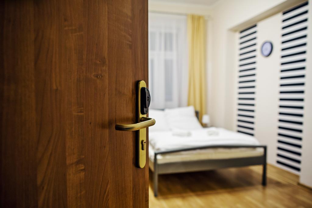 Lew Hostel Inowrocław Oda fotoğraf