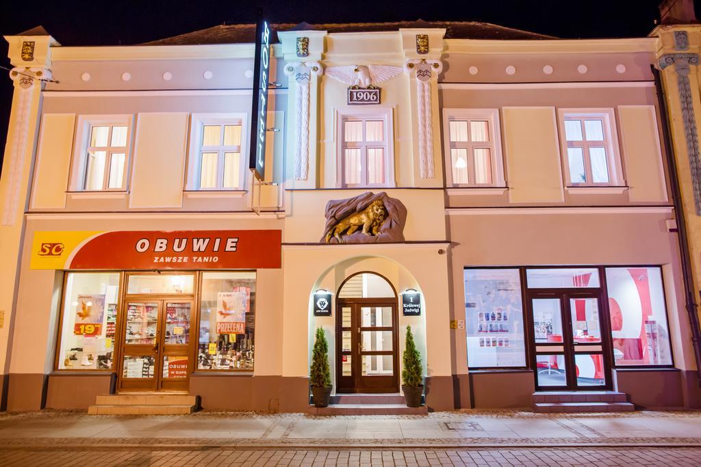 Lew Hostel Inowrocław Dış mekan fotoğraf