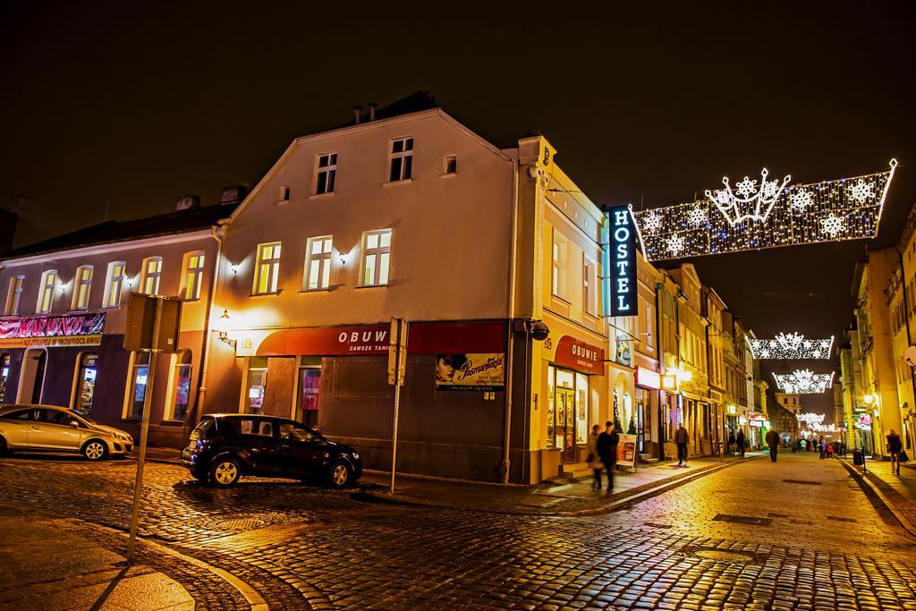 Lew Hostel Inowrocław Dış mekan fotoğraf