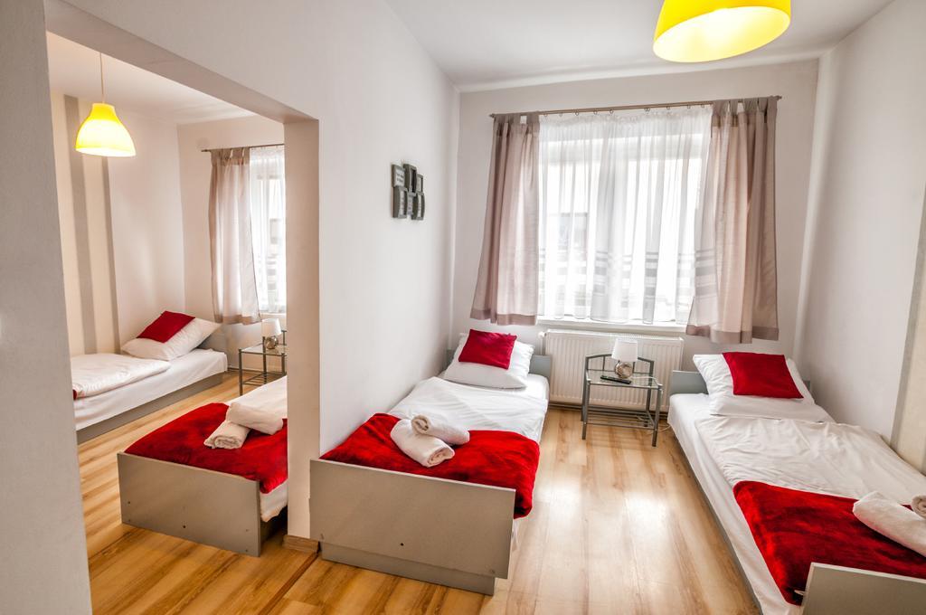 Lew Hostel Inowrocław Dış mekan fotoğraf